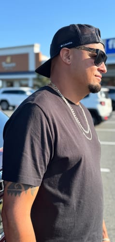 Customer photo review of Mis Raíces Black