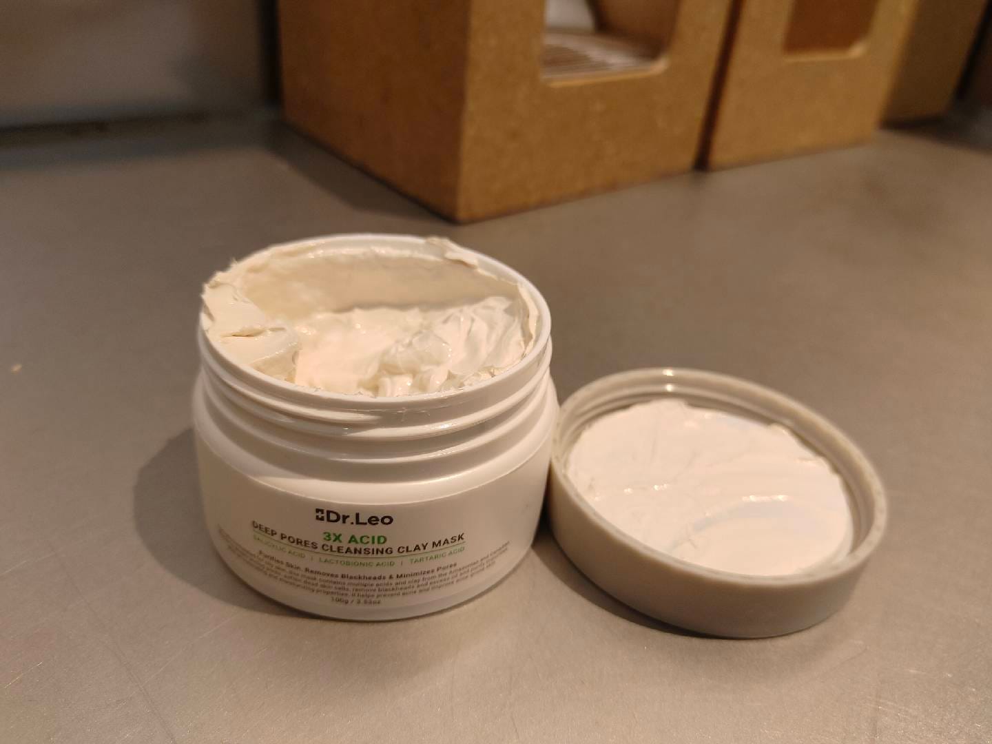 Customer photo review of Mascarilla de Arcilla con 3 Ácidos para Limpieza Profunda de Poros