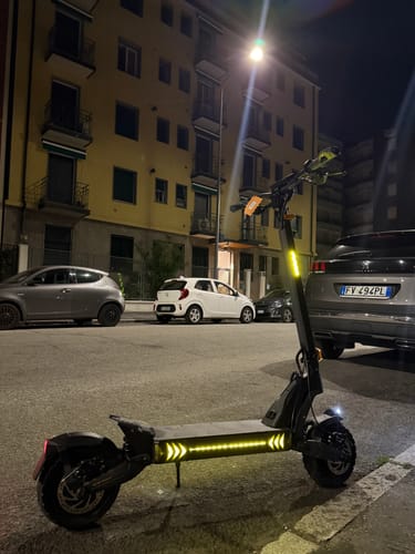 Customer photo review of Ausom L2 Dual Motor Electric Scooter