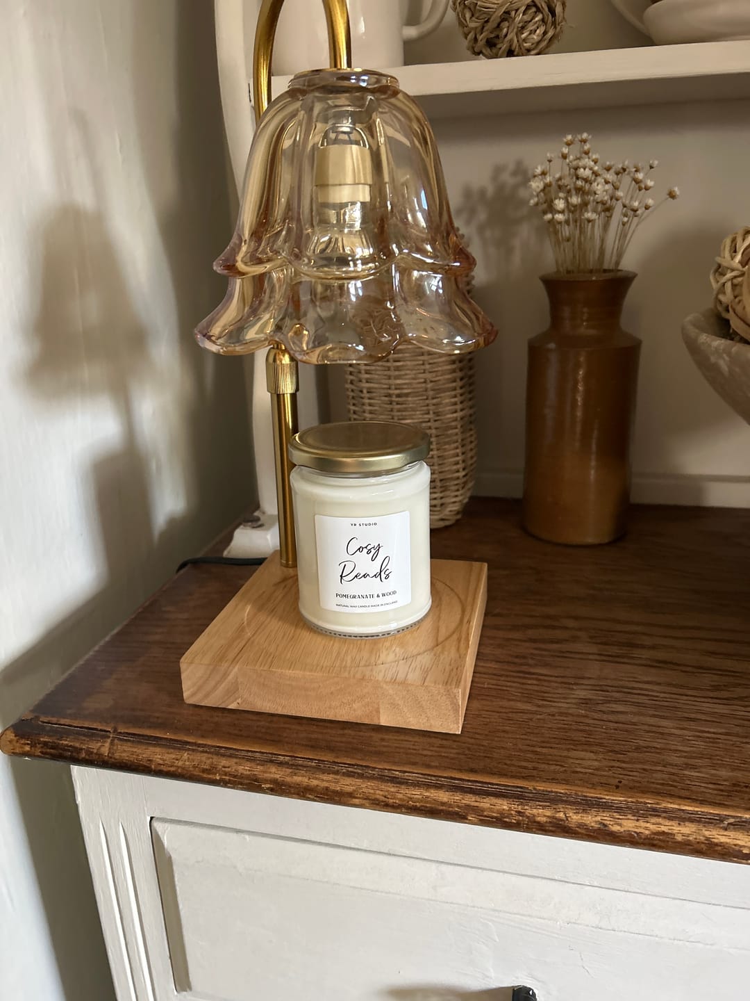 Customer photo review of "Cosy Reads" Book Candle