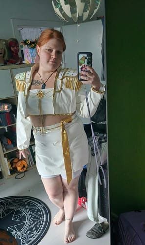 Customer photo review of Mira weiß Kostüm KPop Demon Hunters Mira weiß Cosplay Outfits