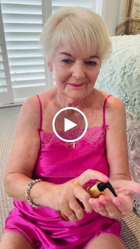 Customer video review of Besque™ Magic Body Oil - 100ml