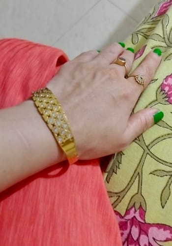 Customer photo review of Shimmering Star Gold Bangle Bracelet