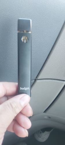 Customer photo review of 1 Gram HHC Vape Pen | Papaya Kush - Sativa