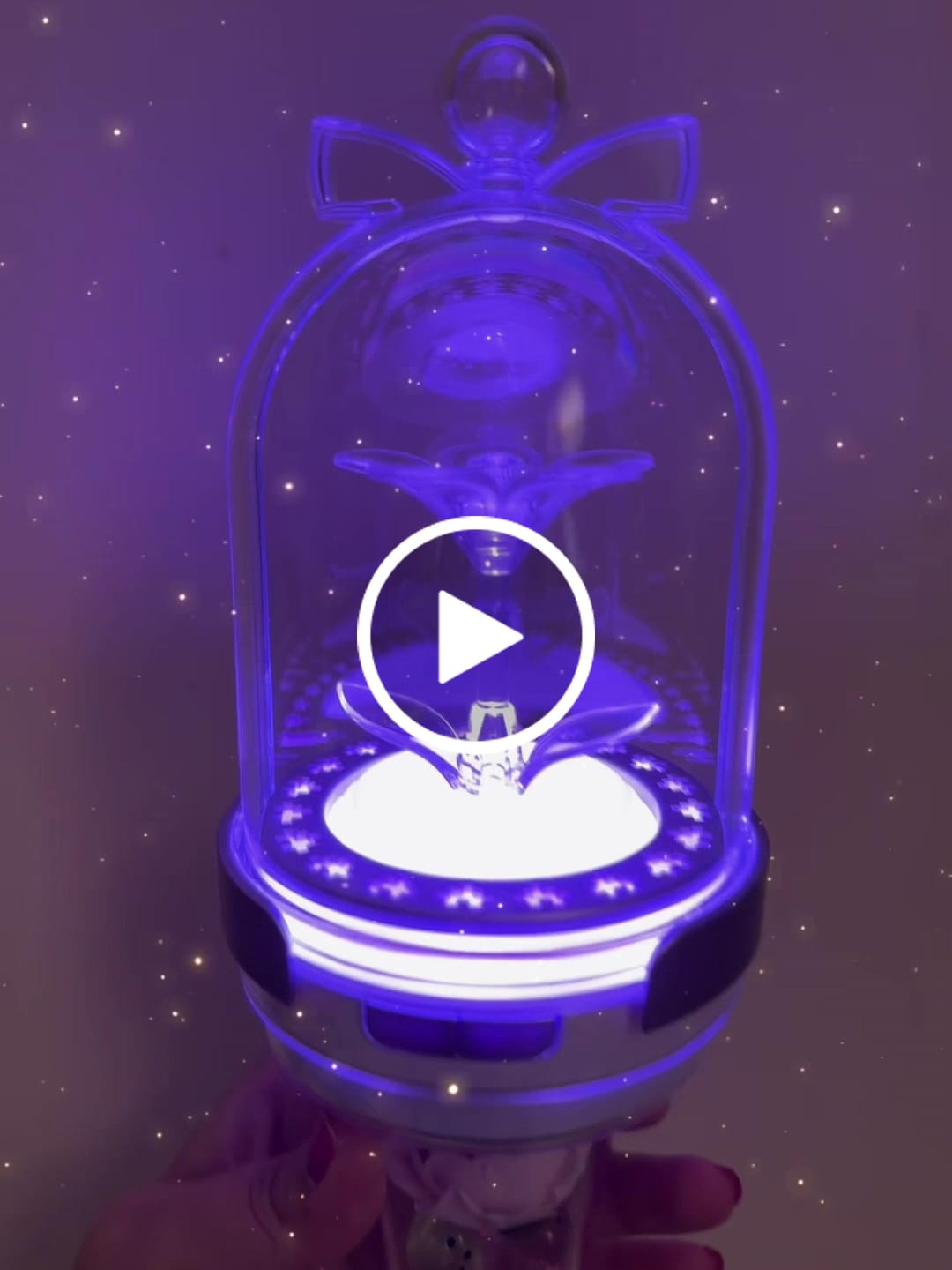 Customer video review of ILLIT - OFFICIAL LIGHT STICK