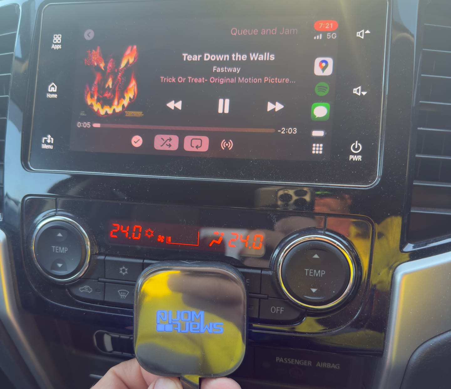 Customer photo review of Smart World Company CP-Y wireless Carplay adapter dongle 5GHz Wifi module for  Mitsubishi Pajero QE QF /  Mitsubishi Triton MR (from 2017)