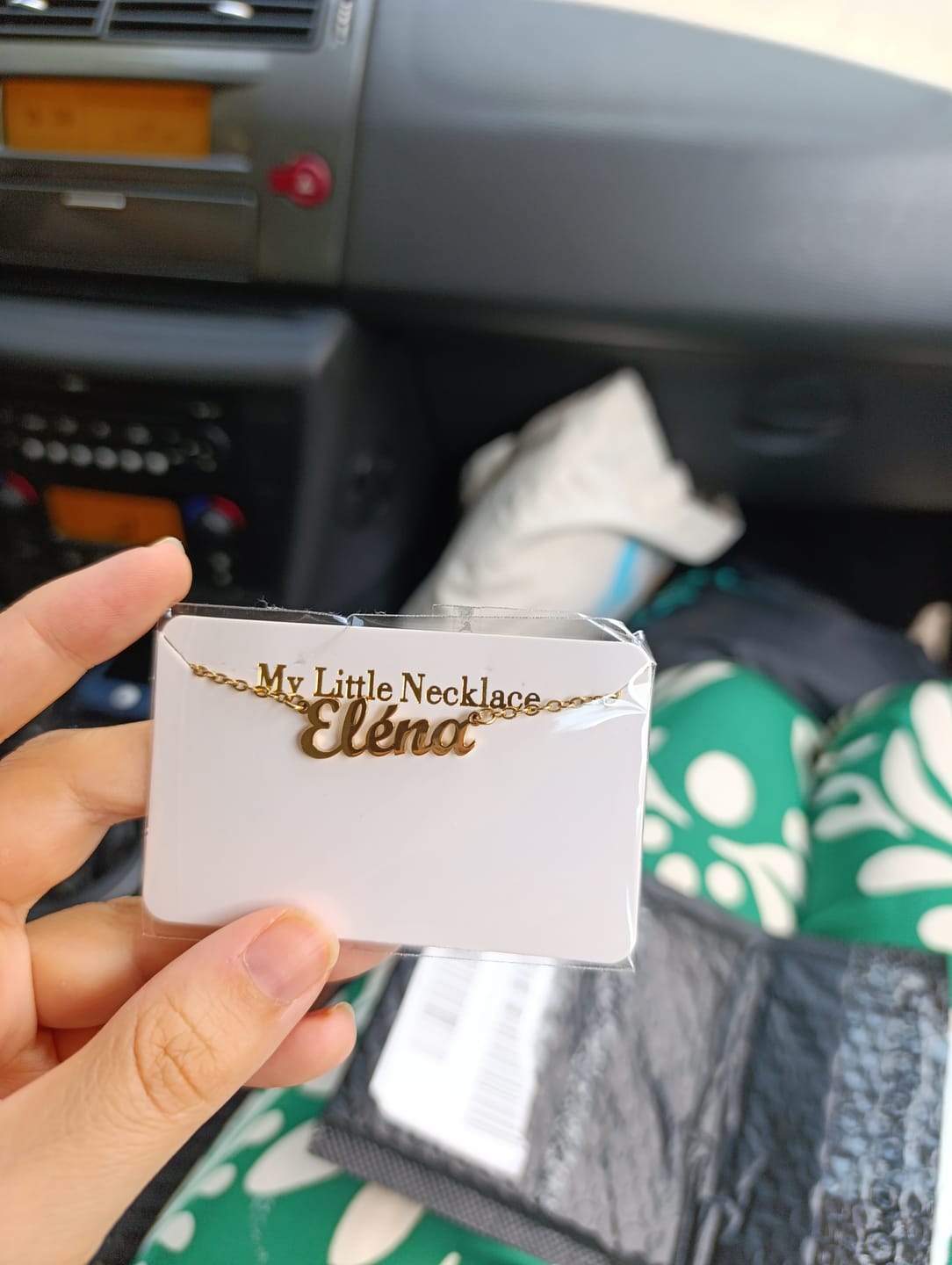 Customer photo review of Collier Personnalisé - MyLittleNecklace