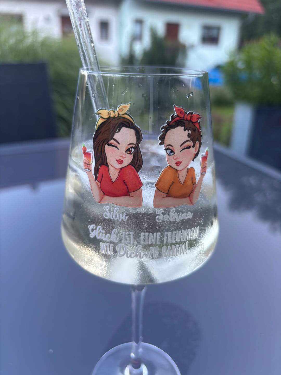 Customer photo review of Beste Freunde - Personalisiertes Glas für Sommergetränke