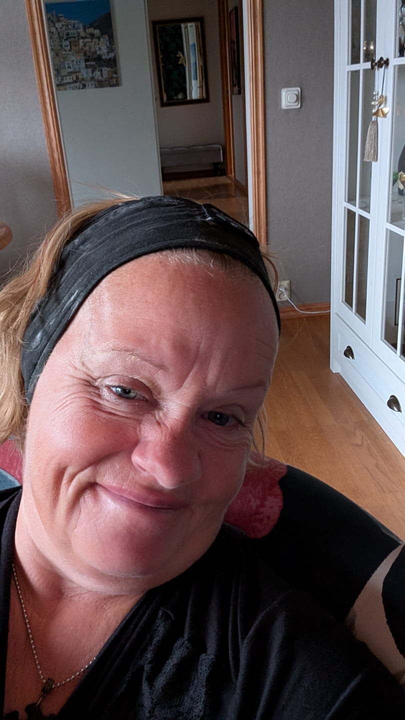 Customer photo review of Pannband med hörlurar (Trådlös/Bluetooth)