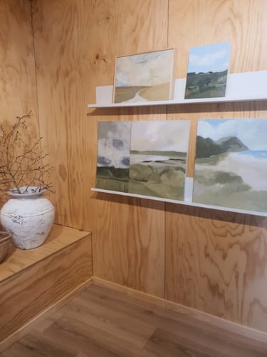 Customer photo review of FOLD Display Ledge 1200