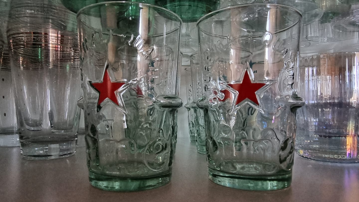 Customer photo review of Heineken Bierglazen Silver - 250 ml - 6 stuks