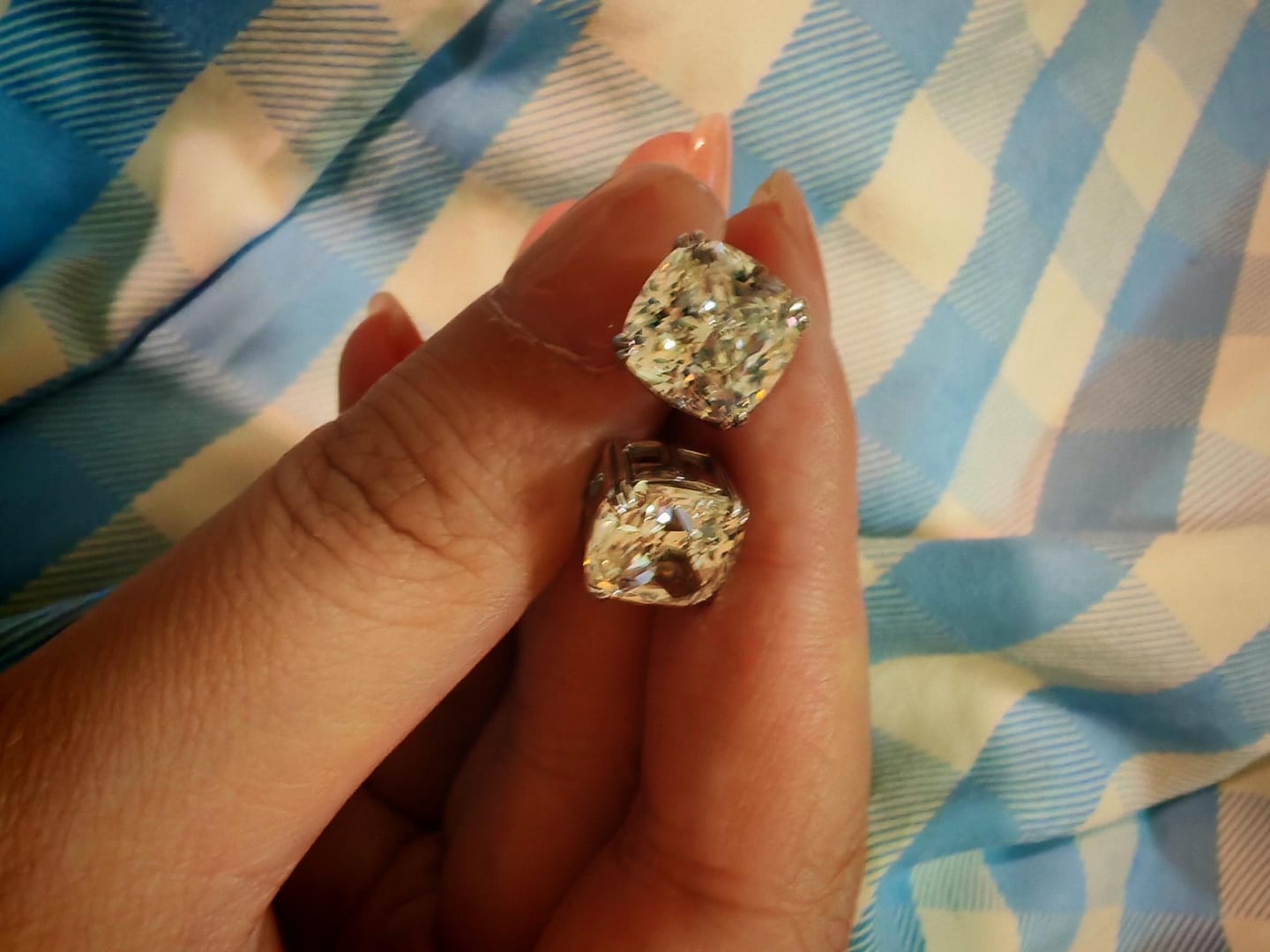 Customer photo review of Louily Stunning Sterling Silver 4.2 Ct Cushion Cut Stud Earrings For Women