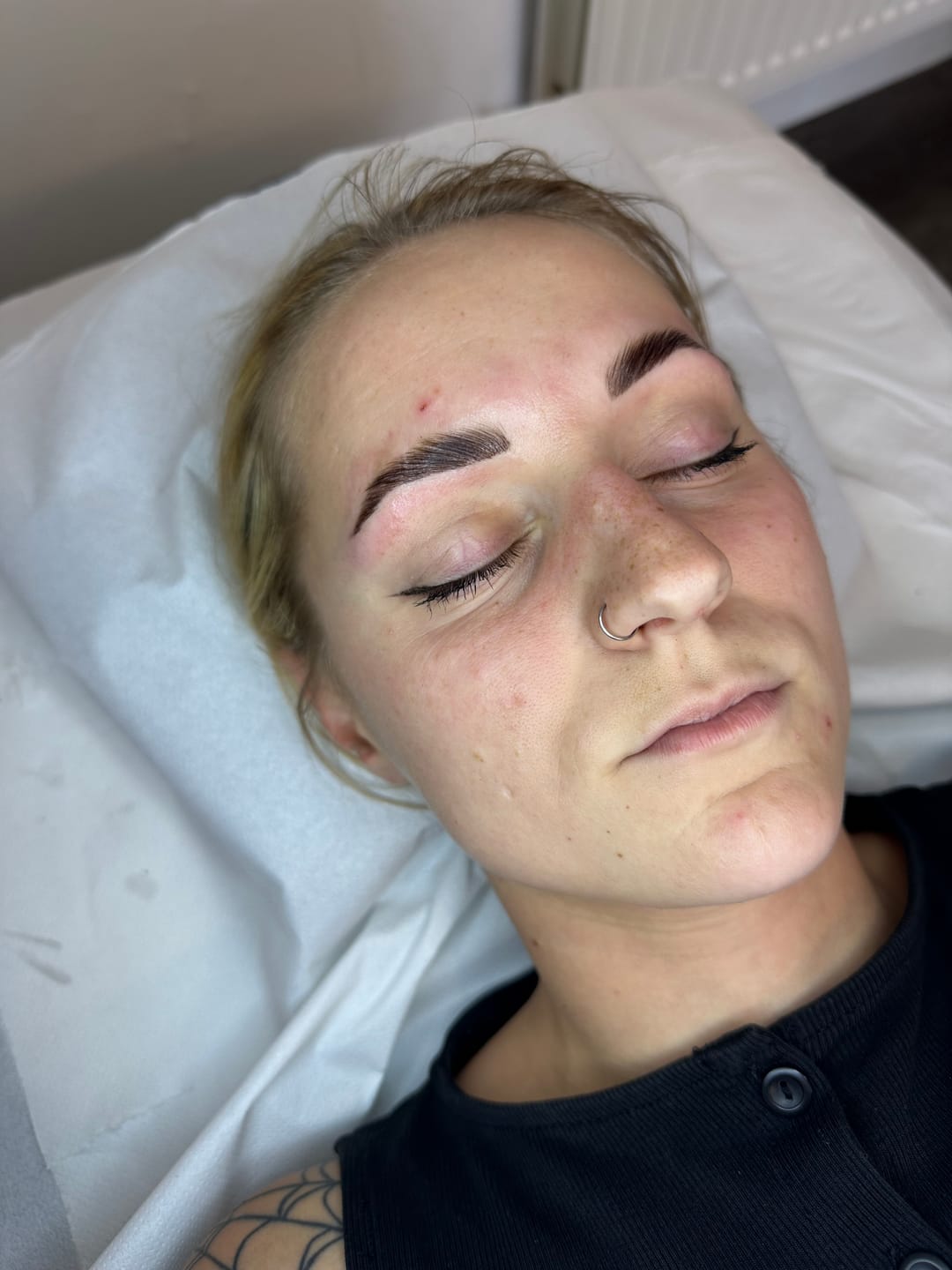 Customer photo review of Brow Care - Brow Polish - 60ml