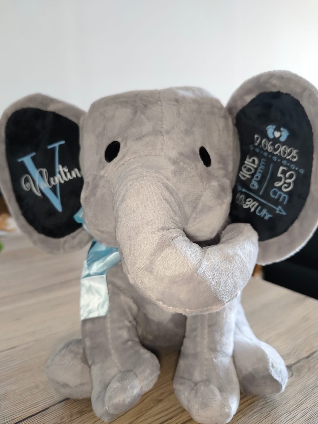 Customer photo review of Kuschel Elefant - Baby-Stofftier