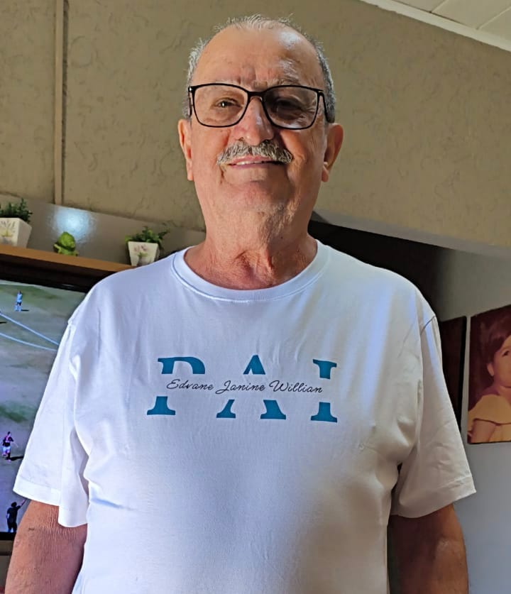Customer photo review of Camiseta Personalizada MÃE / PAI E FILHOS - Algodão 100%
