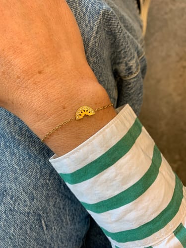 Customer photo review of Watermelon Bracelet Gold