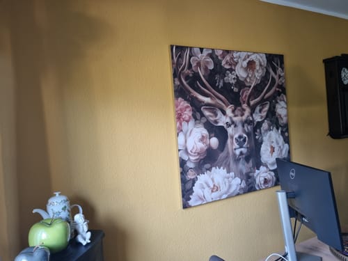 Customer photo review of Spannbild | Romantischer Hirsch mit Blumen | Quadrat