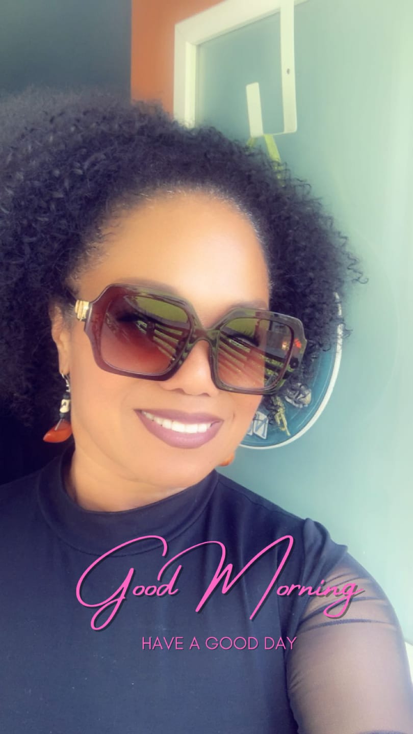 Customer photo review of Outre Big Beautiful Hair Drawstring Ponytail 4A KINKY KOILS 14"