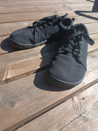 Customer photo review of Vaistoa Rento 2 -paljasjalkatennarit