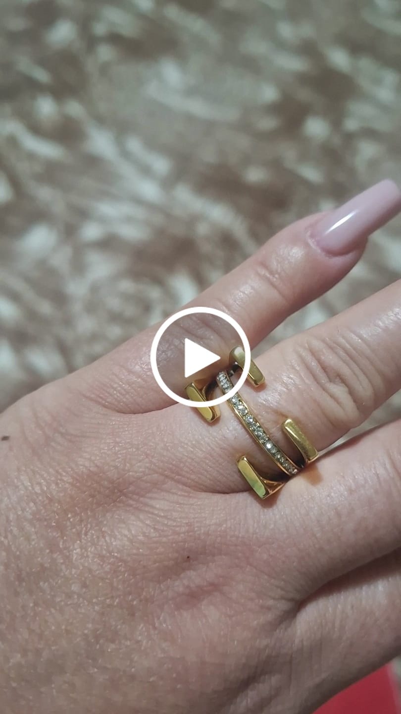 Customer video review of Anel Ternura Banhado em Ouro 18k