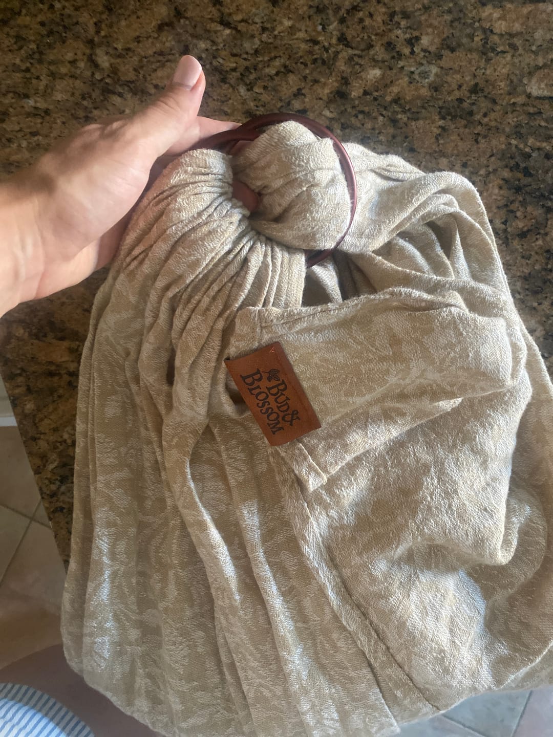Customer photo review of Ring Sling Victoria