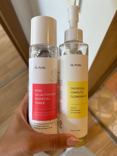 Customer photo review of Nomierinoša hidrofīlā eļļa ar kliņģerītēm iUnik Calendula Complete Cleansing Oil