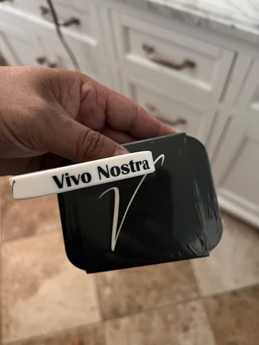 Customer photo review of Vivonostra™ Pomade