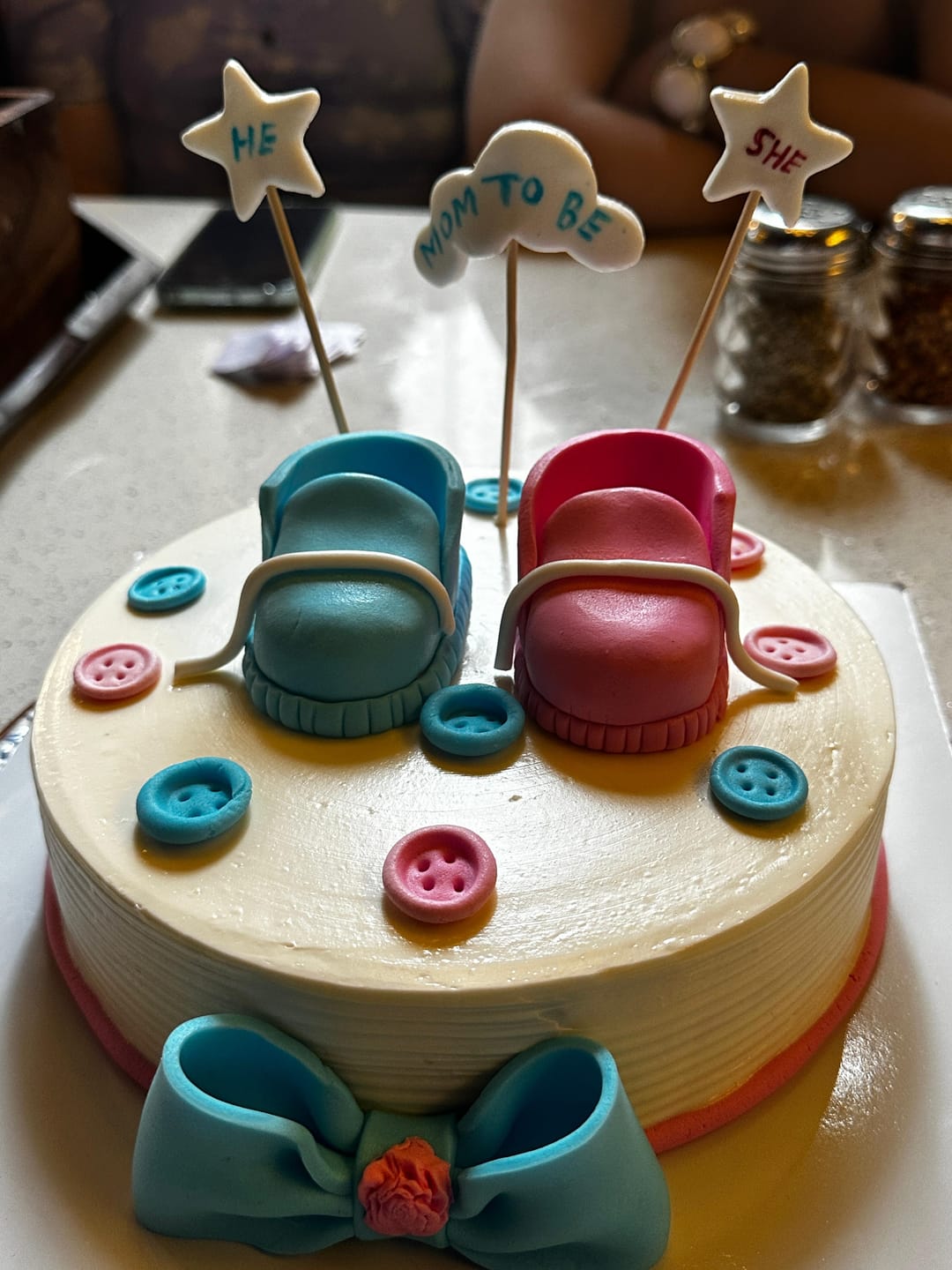 Customer photo review of Baby Shower Shoes Design Cake