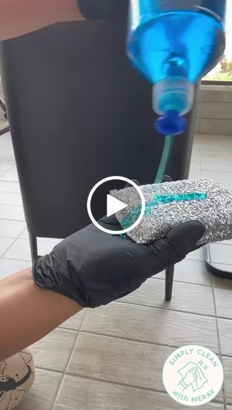 Customer video review of שקיות אשפה ריחניות בריח בית מלון HOTEL