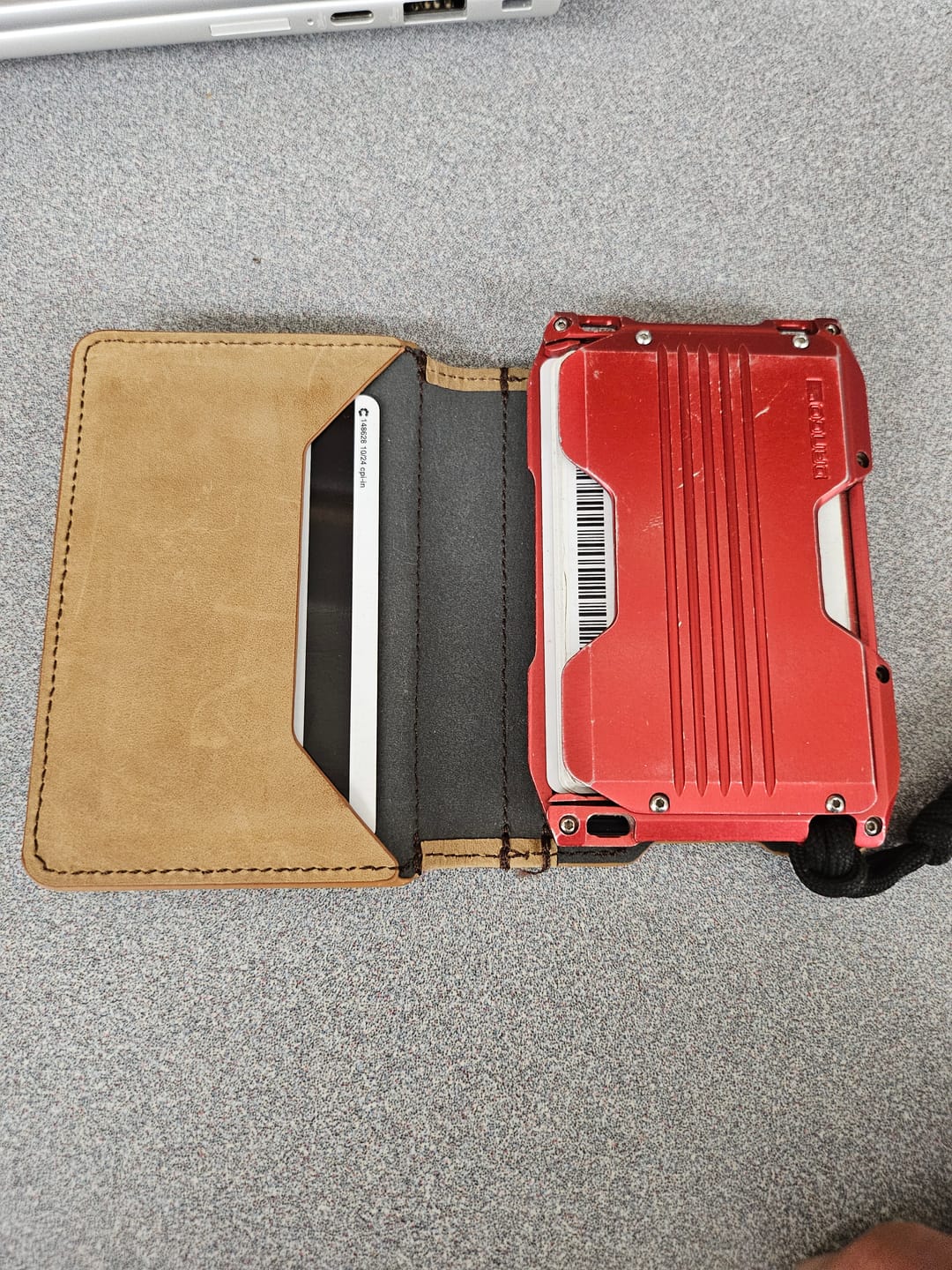 Customer photo review of A10 BIFOLD POCKET ADAPTER