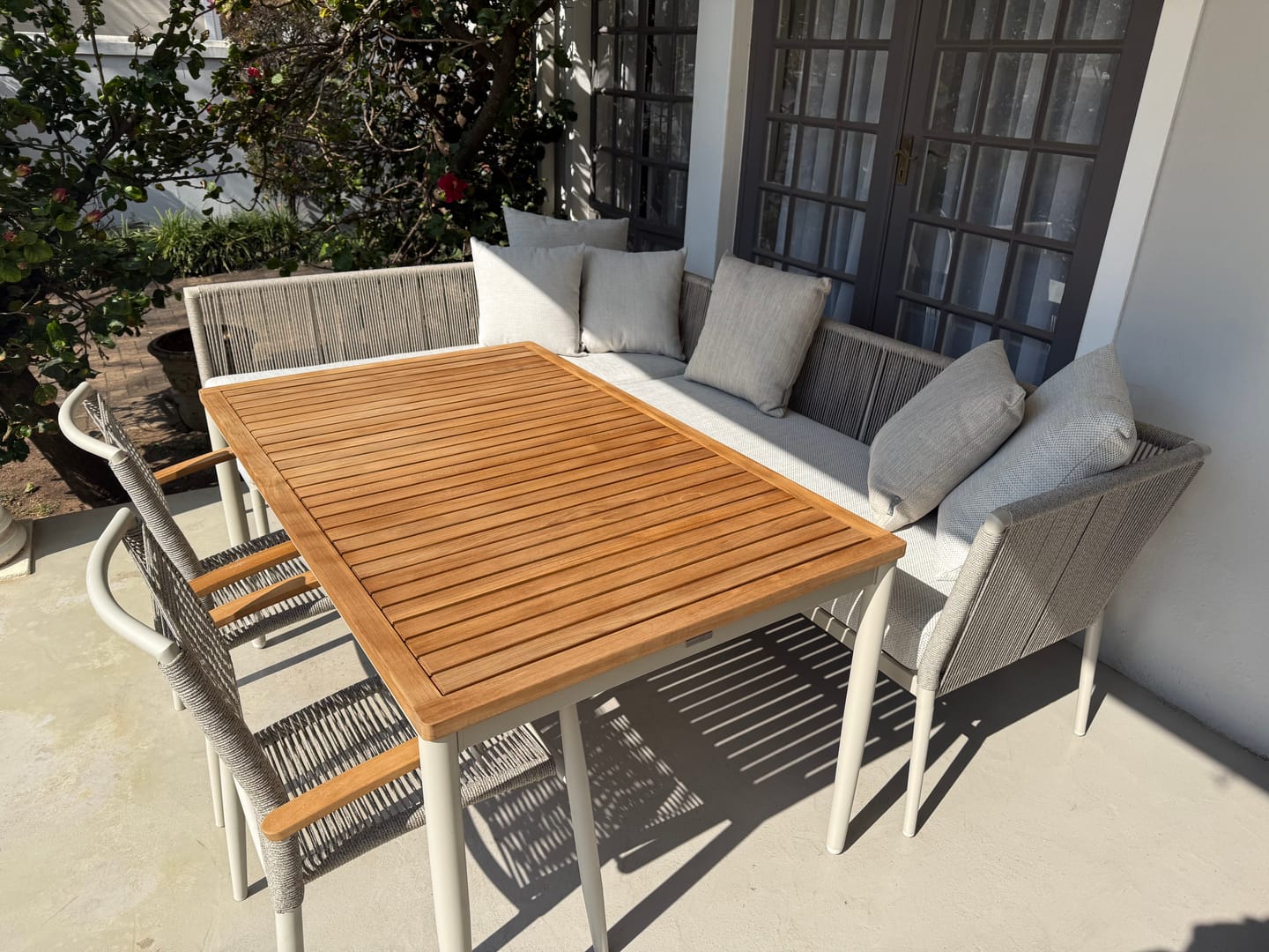 Customer photo review of Topaz Casual Dining Set