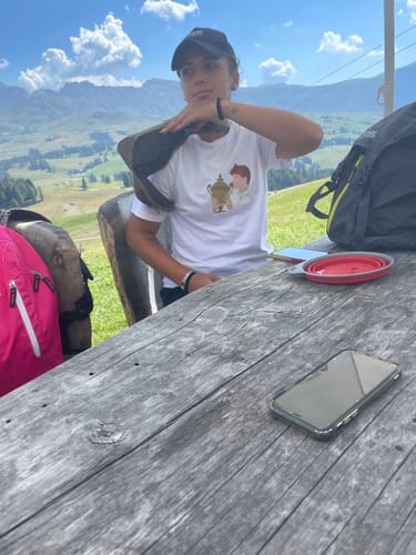 Laura R. review of T-Shirt NO TRIP FOR CATS image 1 out of 1