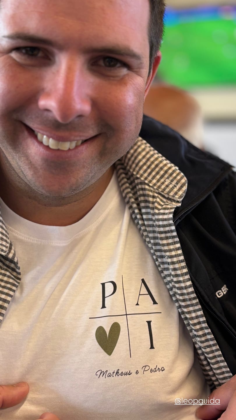 Customer photo review of Camiseta Personalizada PAI MINIMALISTA - Algodão Peruano