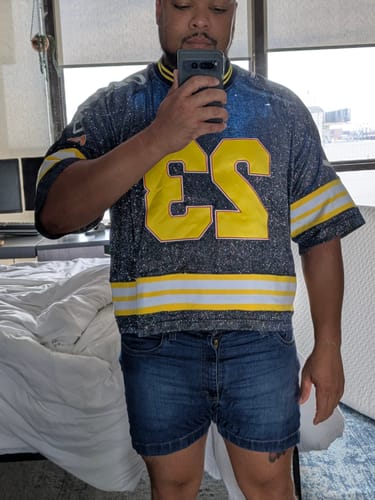 Customer photo review of Oversized Glitter Jersey | Inflation Streetwear