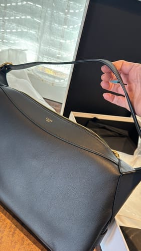 Customer photo review of UNDERARM BAG 34 BLACK SOFT CALFSKIN