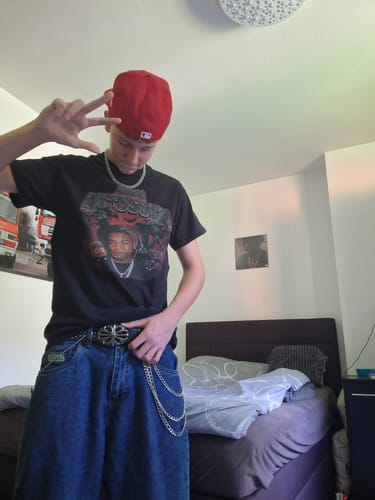 Customer photo review of KEN AUTOSOHN T-SHIRT