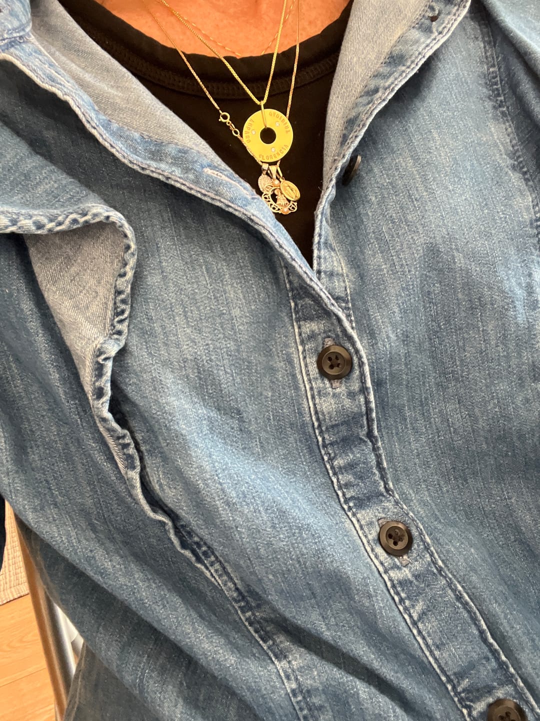 Customer photo review of Collar De Plata Enchapado en Oro Personalizable y Circón - Leonor