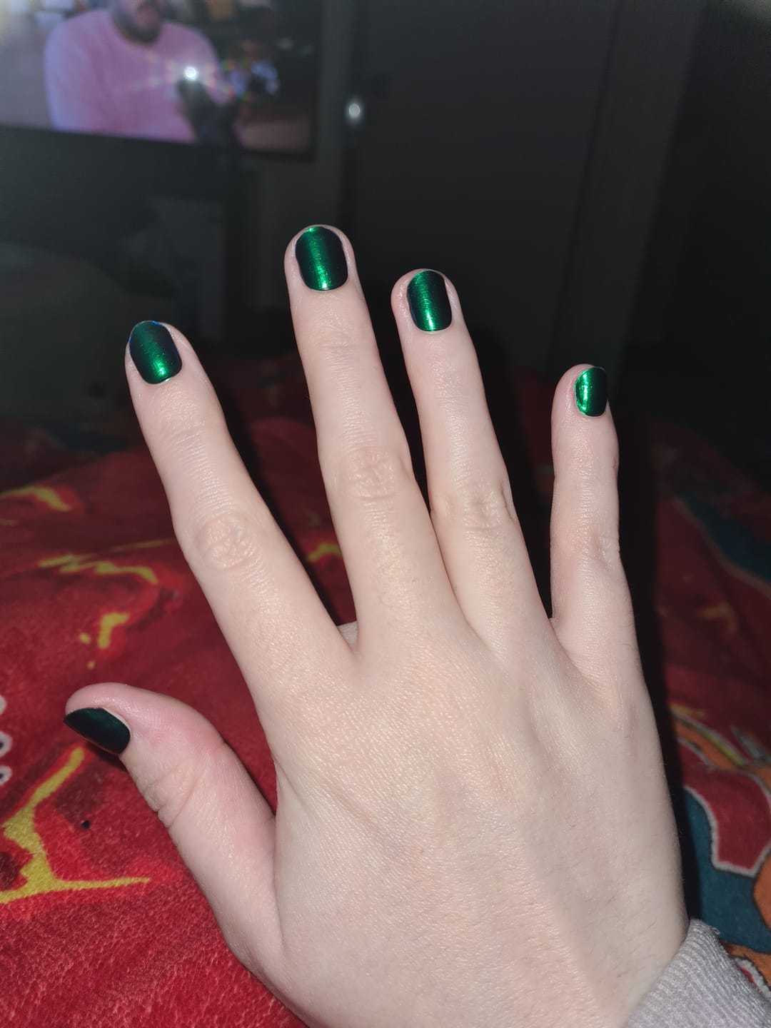 Customer photo review of Coastal Blue Green Chameleon DIY Semicured Gel Nail Sticker Kit