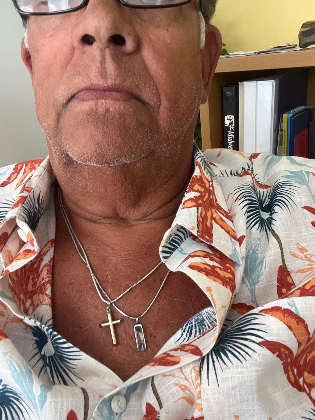 Customer photo review of Minimal Pendant & Square Chain
