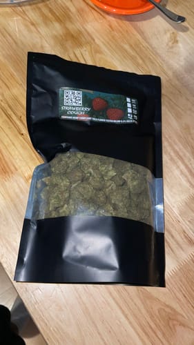 Customer photo review of Strawberry Cough THCA Flower