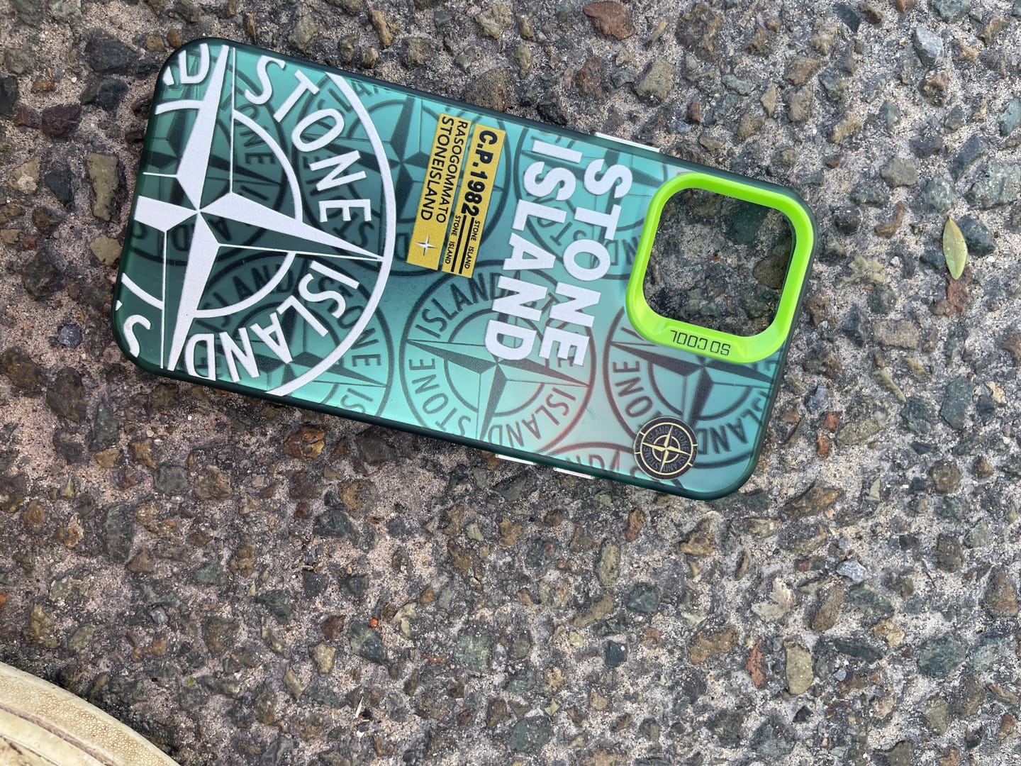 Customer photo review of Coque Stone Island