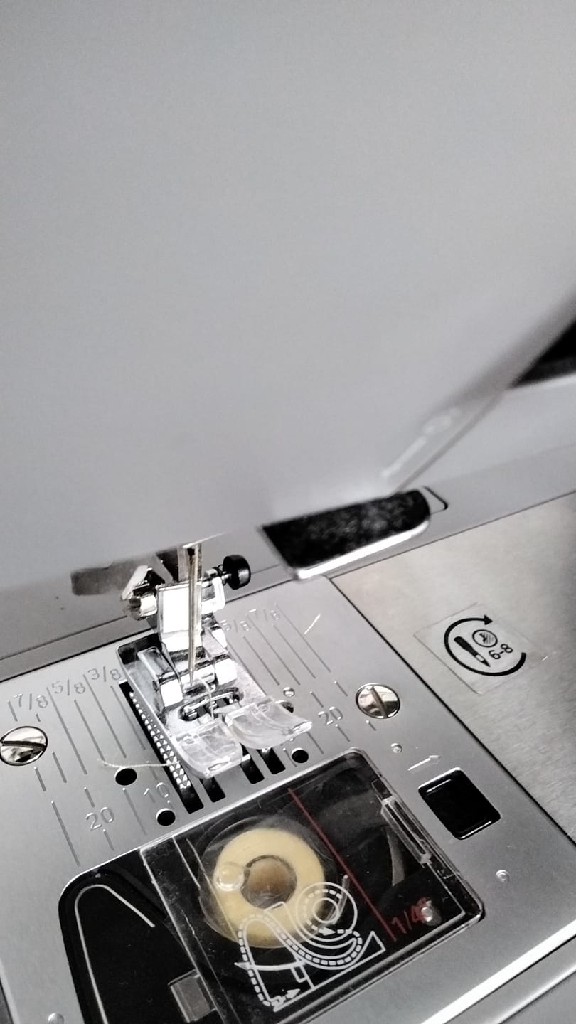 Customer photo review of Hemline Universal Machine Needles