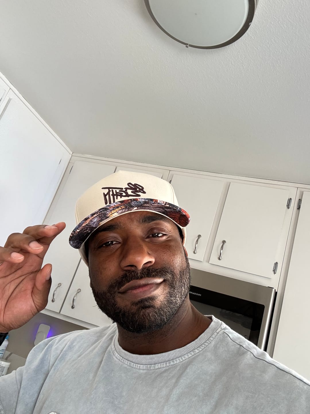 Customer photo review of 80Eighty® WhiteWood Hat