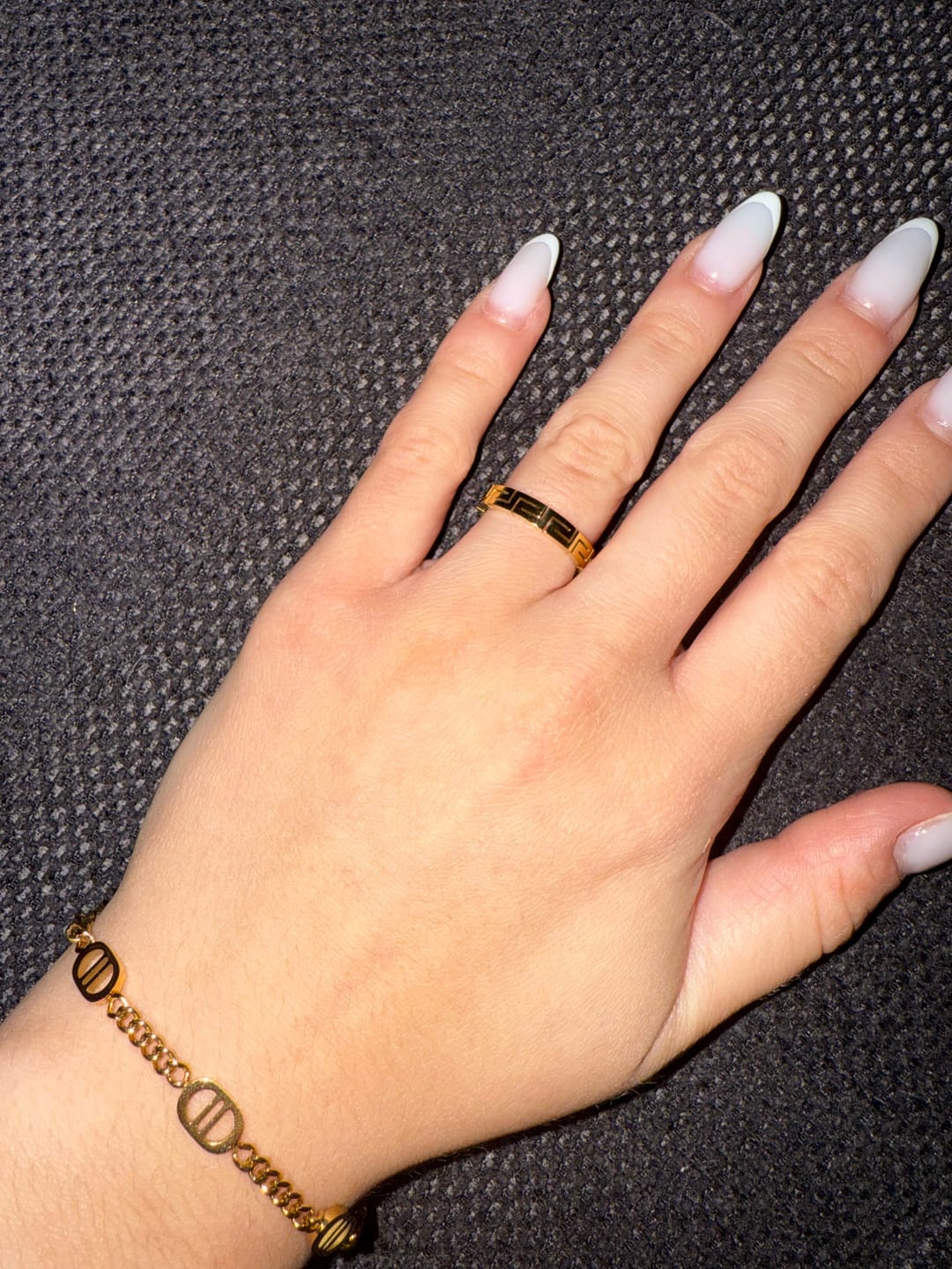 Customer photo review of Half Shine Ring | 18K vergoldet