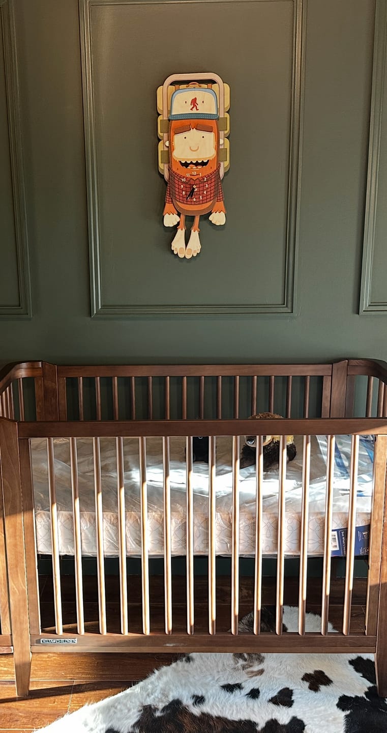 Customer photo review of Earl the Bigfoot Pendulum Clock