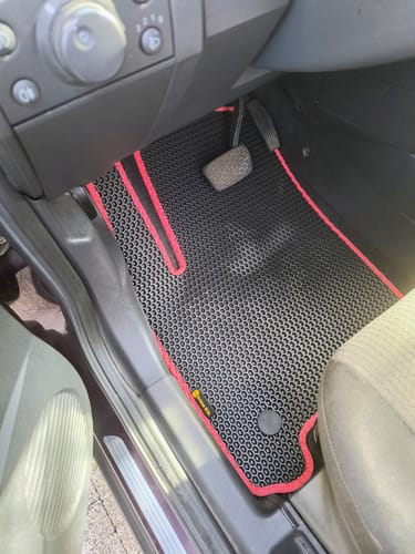 Customer photo review of Dywaniki samochodowe na zamówienie - Przód i tył