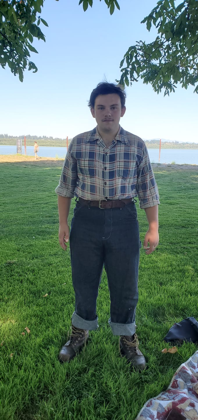 Customer photo review of Slub Pearl Yarn Indigo Denim Carpenter Pants