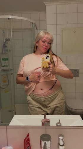 Customer photo review of Adom African Waist Bead