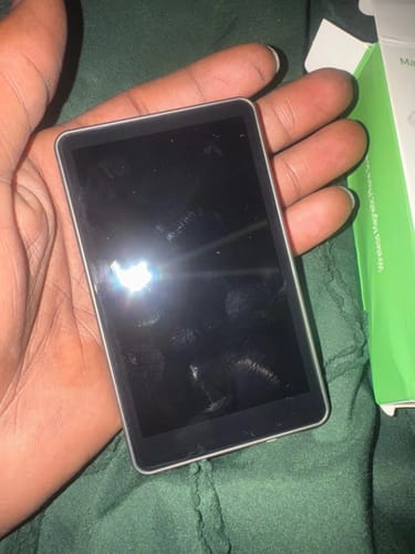 Customer photo review of CreatorCam Wireless Magnetic Selfie Screen