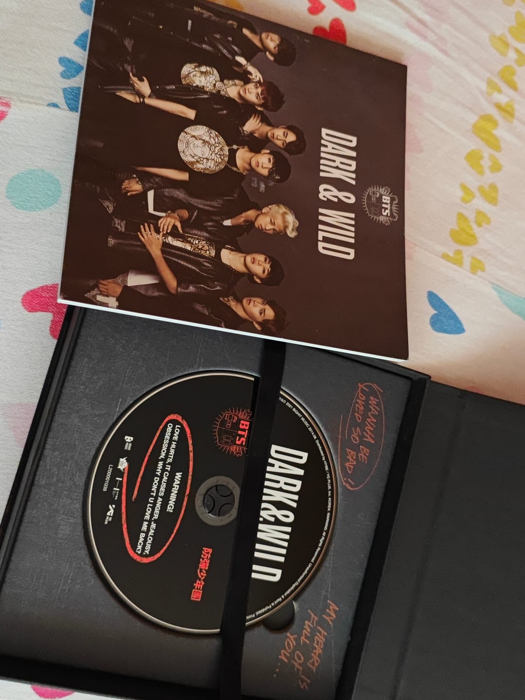 Customer photo review of BTS - 1ST FULL ALBUM DARK & WILD